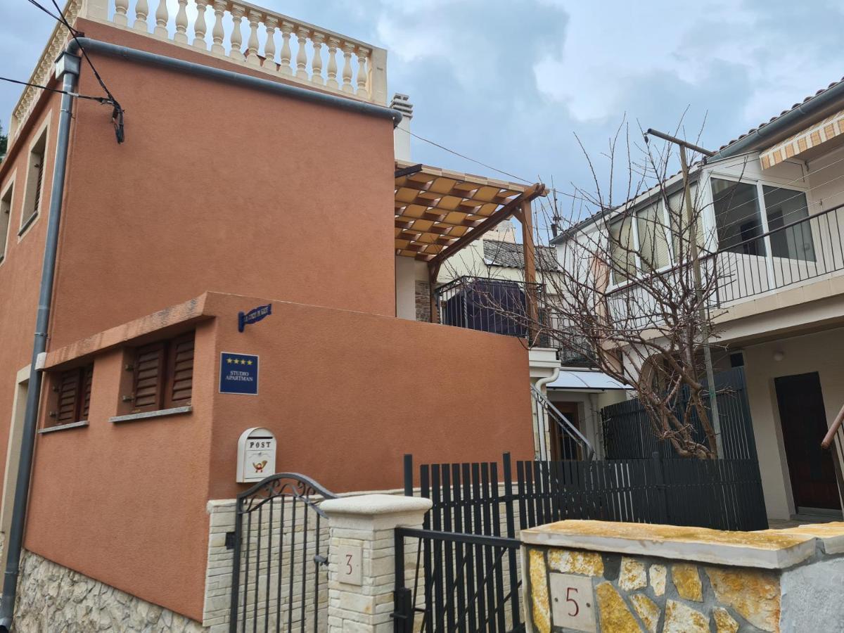 La Corte Di Kate Biograd Na Moru Dış mekan fotoğraf